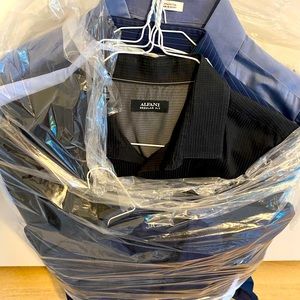 COPY - Men’s medium dress shirts bundle (14 shirts) + GUESS Henley T